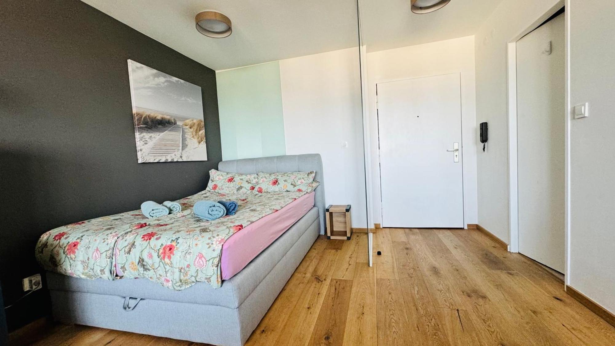 Fasanenhof Naehe Zu Flughafen Messe Si Appartement *